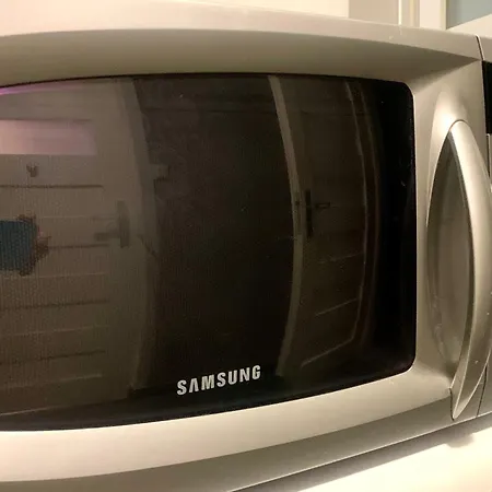 Lovely With Patio Lejlighed *