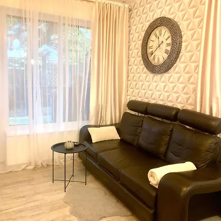 Lovely With Patio Szczecin