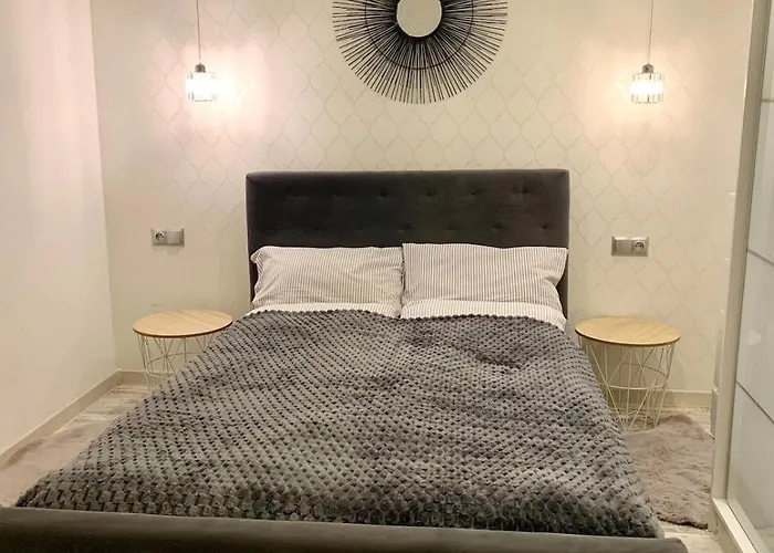 Apartament Lovely With Patio *