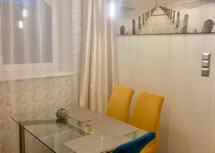 Apartament Lovely With Patio *